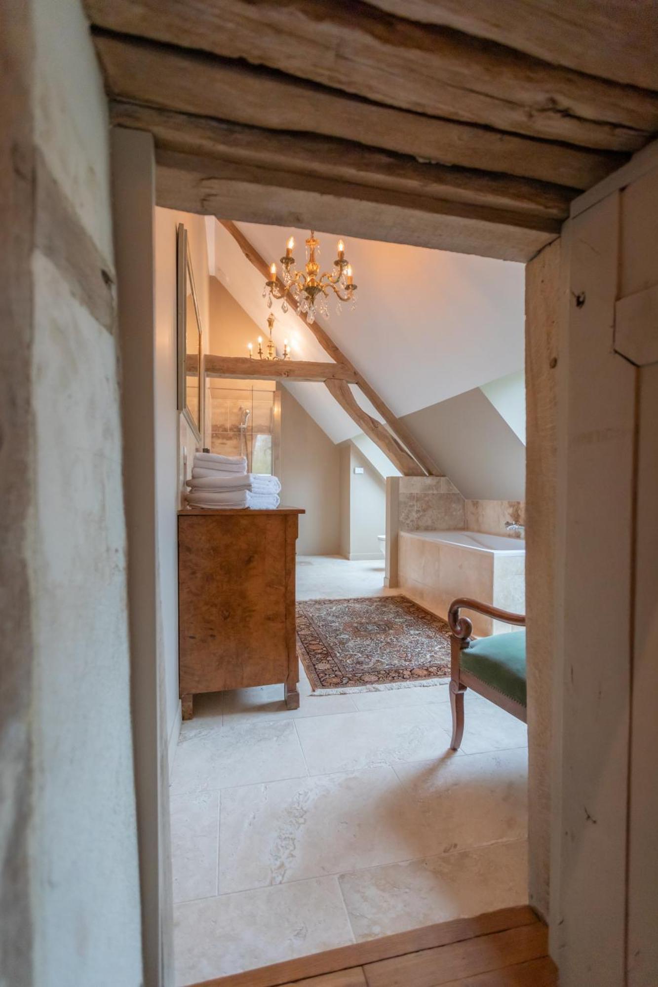 Les Chambres De Charnay - Calme Charme Et Confort A 5 Mn Du Peage Vierzon Eksteriør bilde