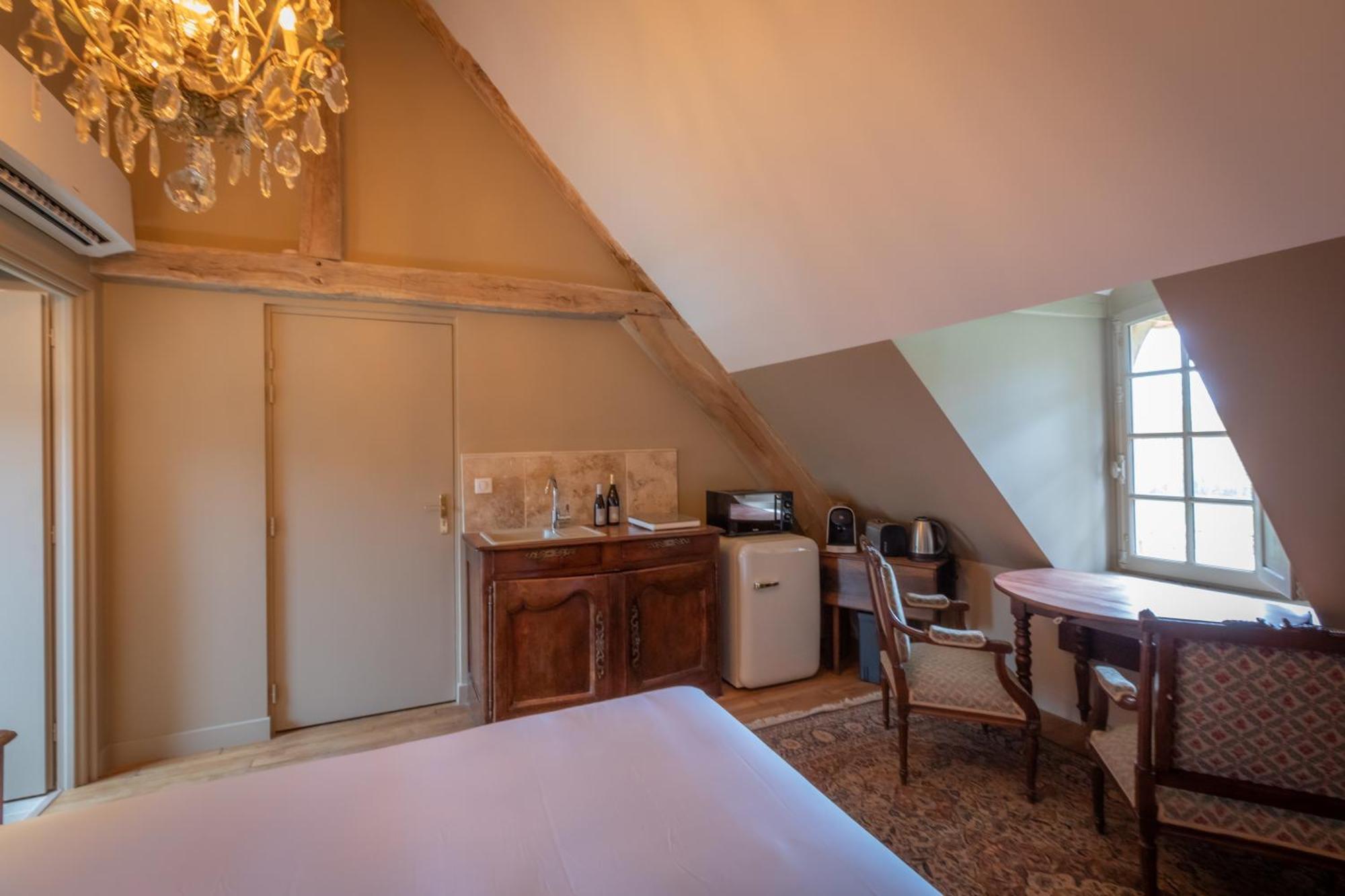 Les Chambres De Charnay - Calme Charme Et Confort A 5 Mn Du Peage Vierzon Eksteriør bilde