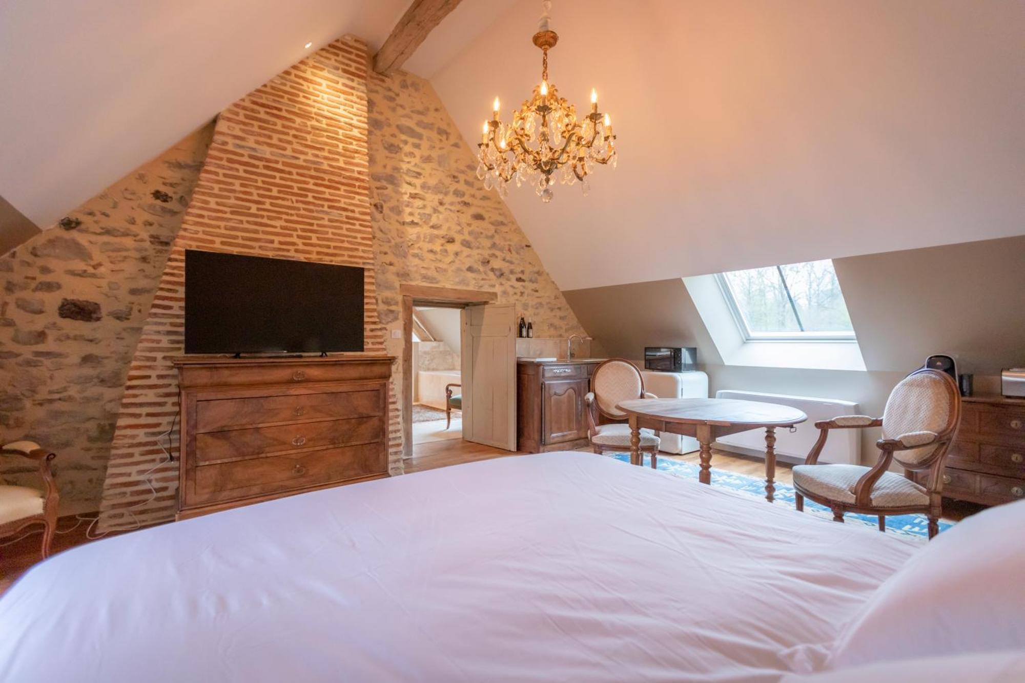 Les Chambres De Charnay - Calme Charme Et Confort A 5 Mn Du Peage Vierzon Eksteriør bilde